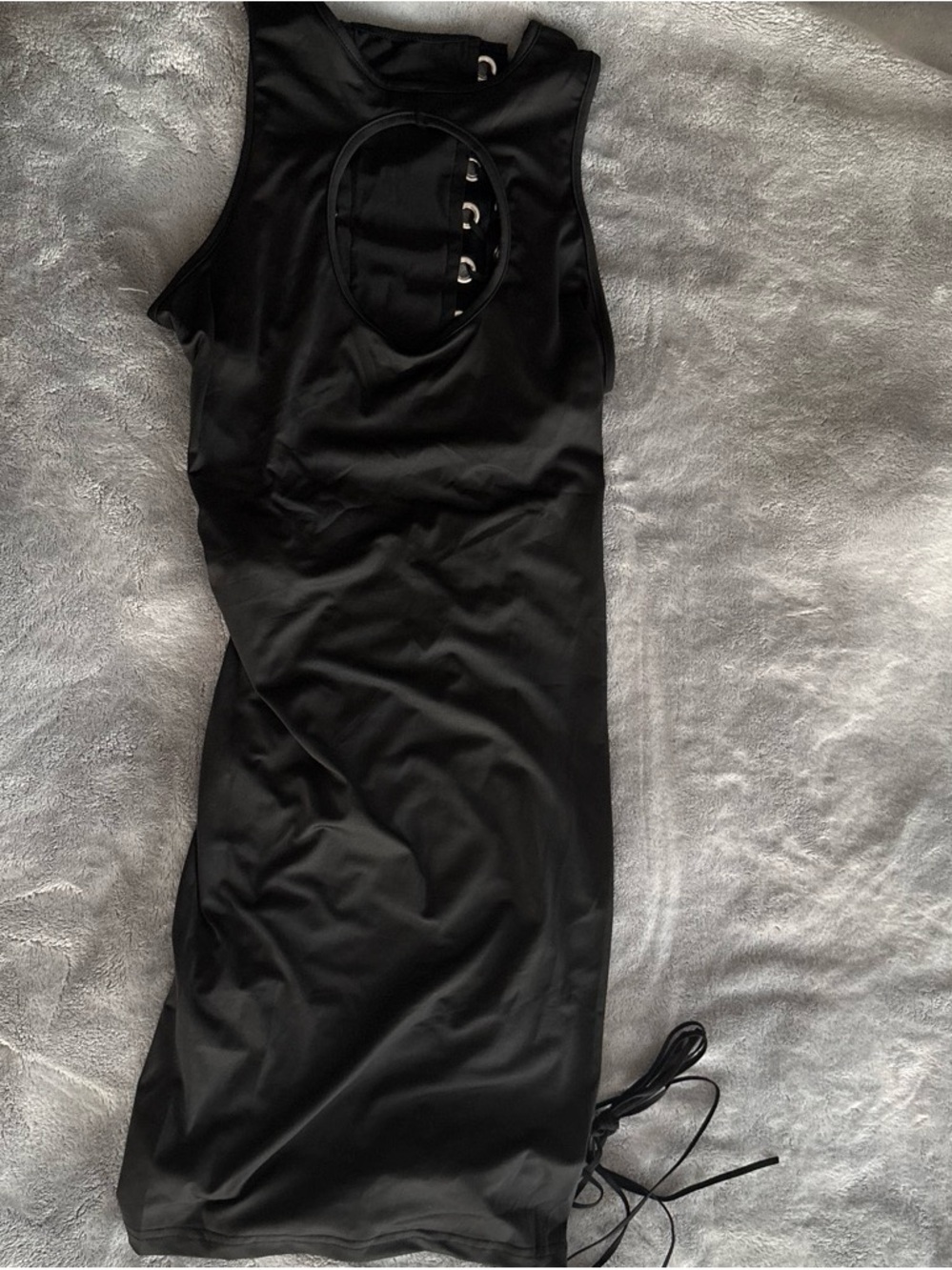 Black Sleeveless Bodycon Dress with Back Cutout